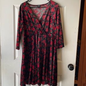 Torrid Size 1 Black and Rose print Velour Dress